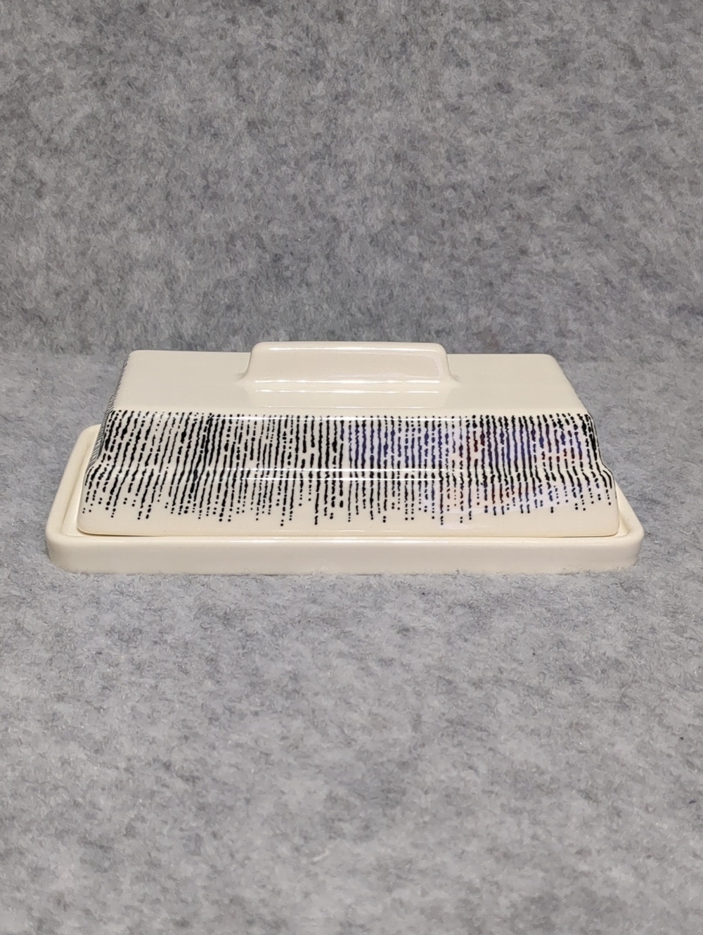 Thyme & Table Ceramic Butter Dish Black Contemporary Stoneware Covered Lid